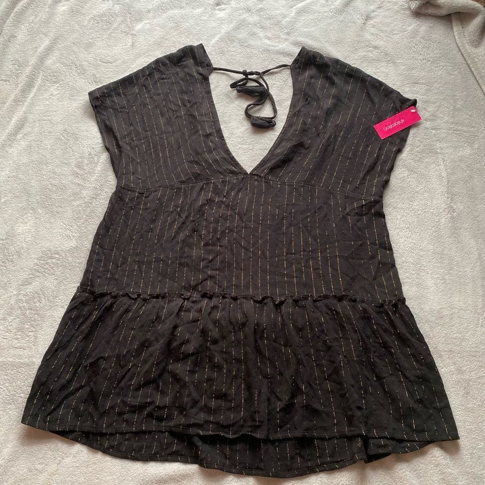 Black and Gold Cover-Up - Picture 3 of 7